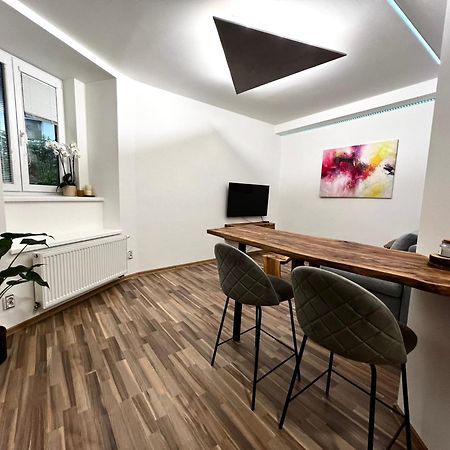 Palackeho Lobby Apartment Olomouc Dış mekan fotoğraf